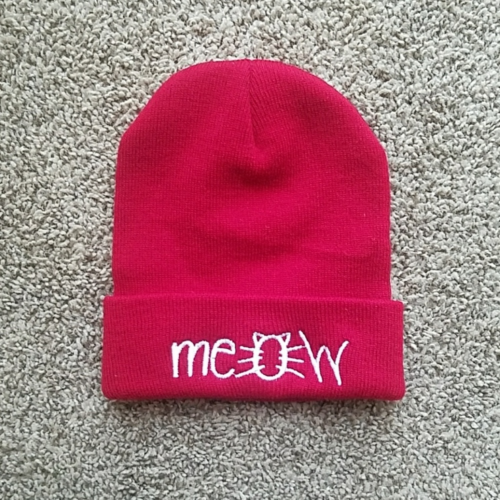 NEW Red Beanie knit hat Cat MEOW skull cap - Picture 2 of 2